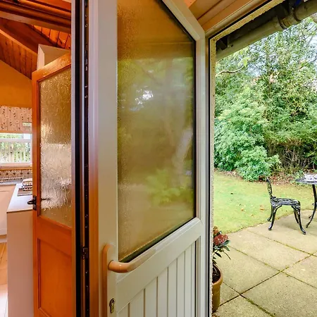 1 Bed In Sz516 Holiday home